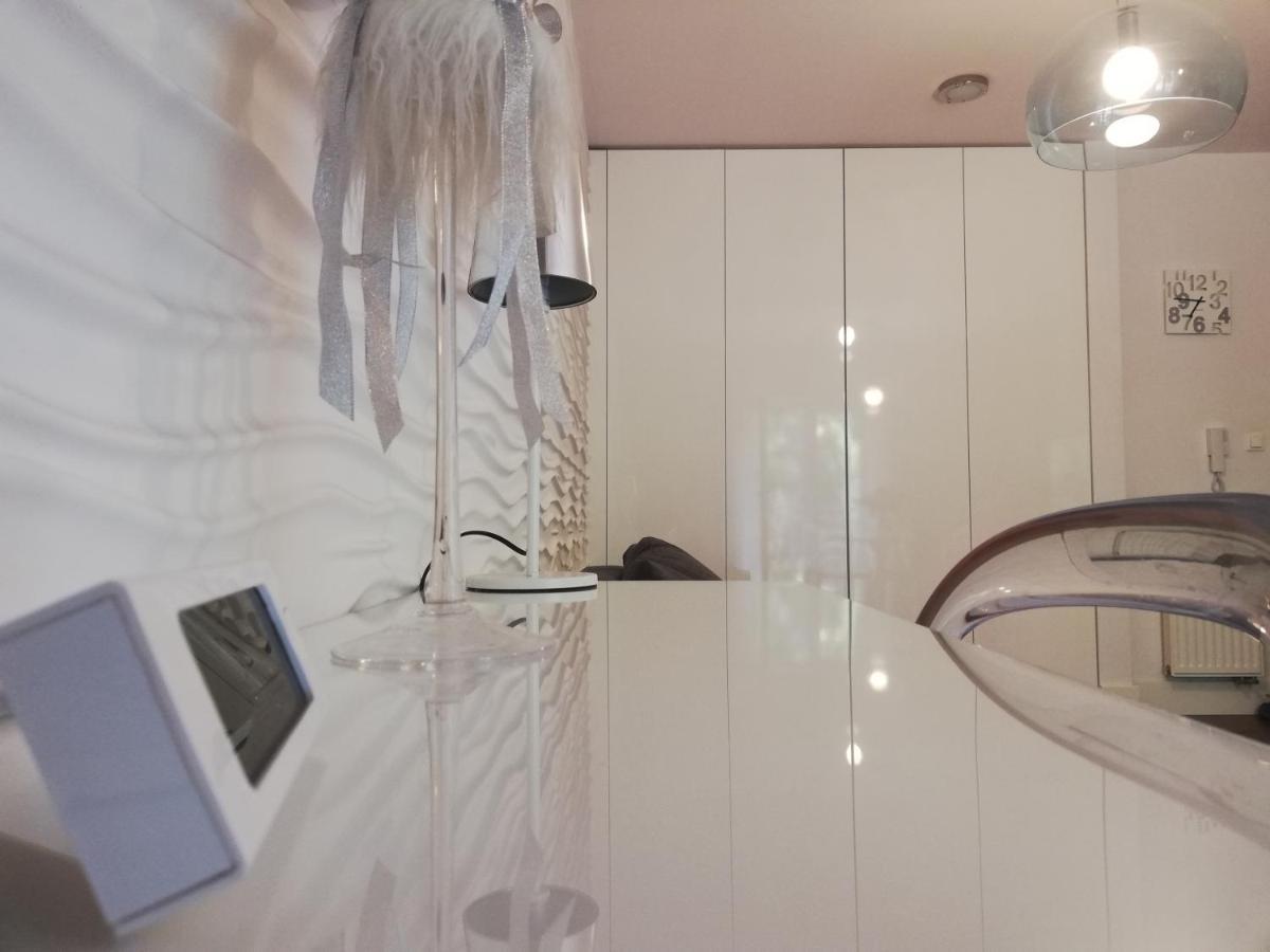 Апартаменти Apartament Przy Parku Курнік Екстер'єр фото