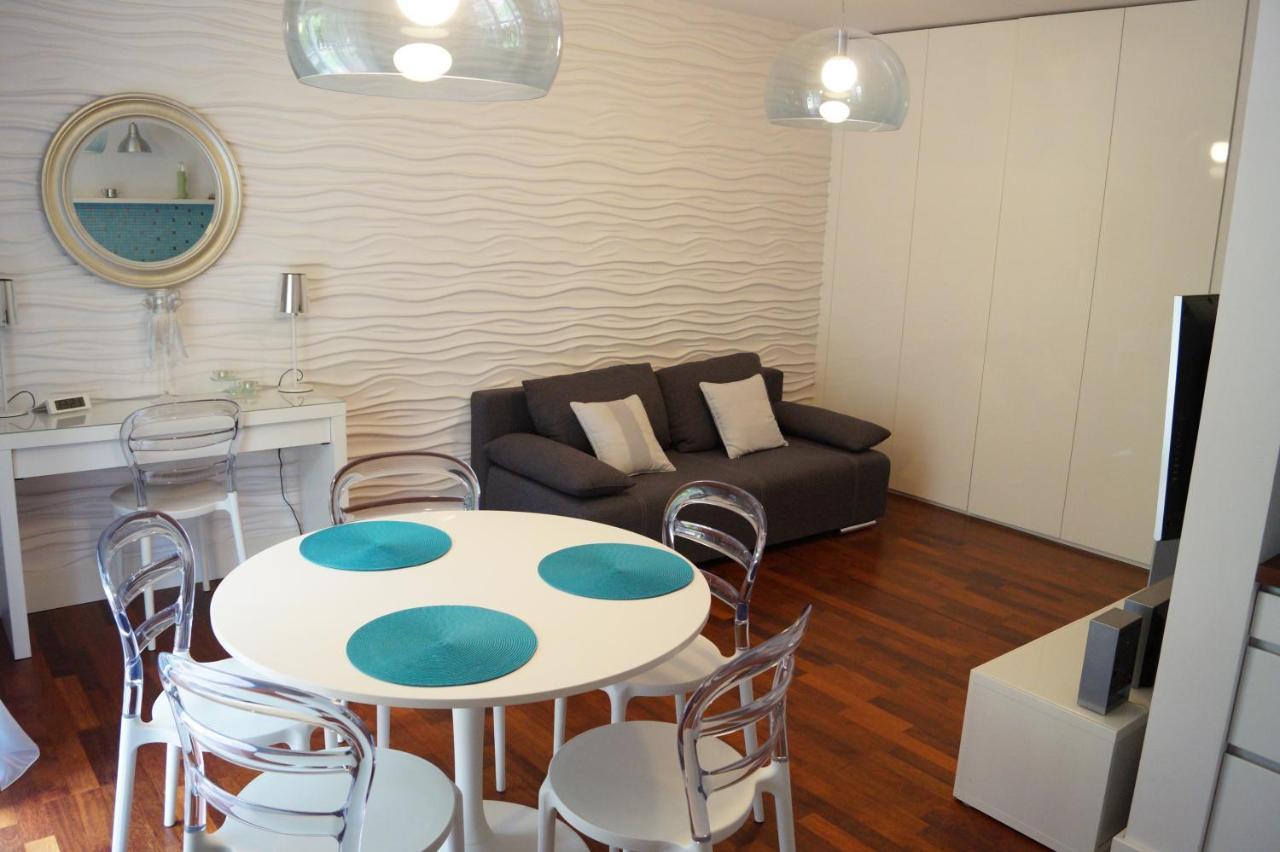 Апартаменти Apartament Przy Parku Курнік Екстер'єр фото