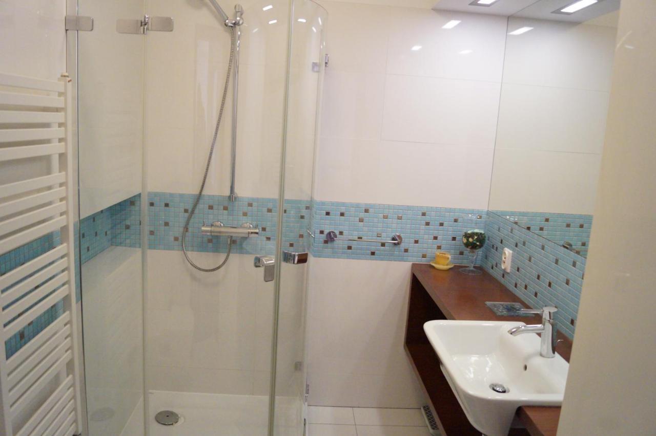 Апартаменти Apartament Przy Parku Курнік Екстер'єр фото